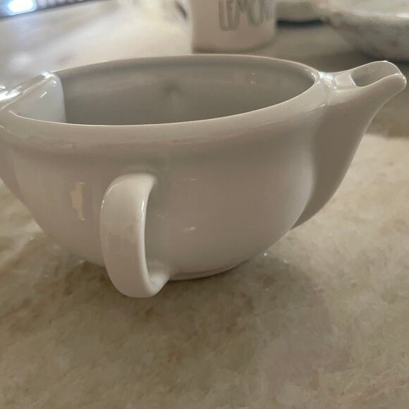 Revol France La Porcelaine Culinaire fat separator gravy server - Picture 4 of 9